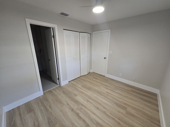 Building Photo - Newly remodeled 2-bed, 2-bath Villa in Whisper Walk 55+ community in West Boca.