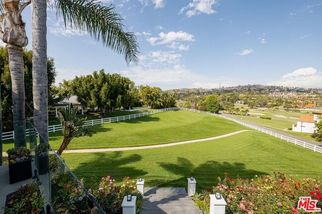 Building Photo - 0 Arenal Rd