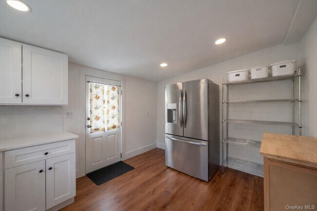 Building Photo - 93 West St