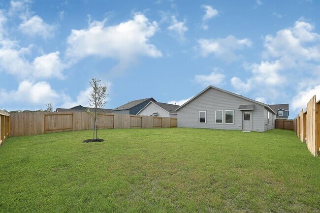 Building Photo - 25424 Birch St