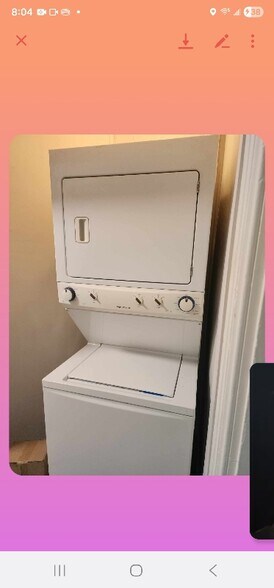 Building Photo - 486 Linden Ave