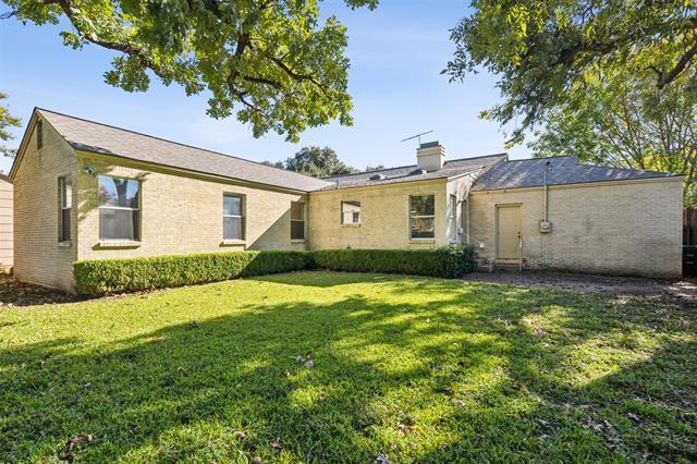 Building Photo - 3726 Westcliff Rd S