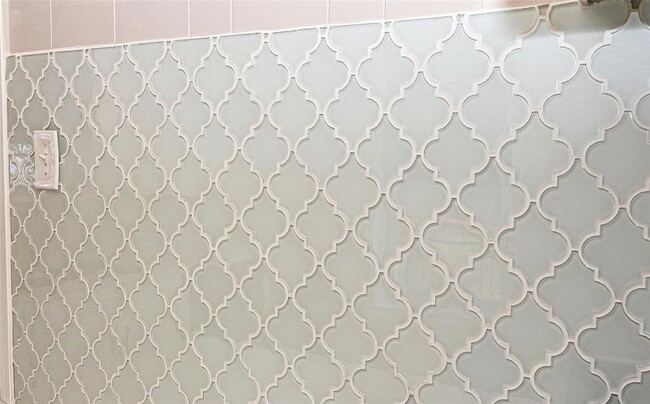 Building Photo - 3908 Becker Ave