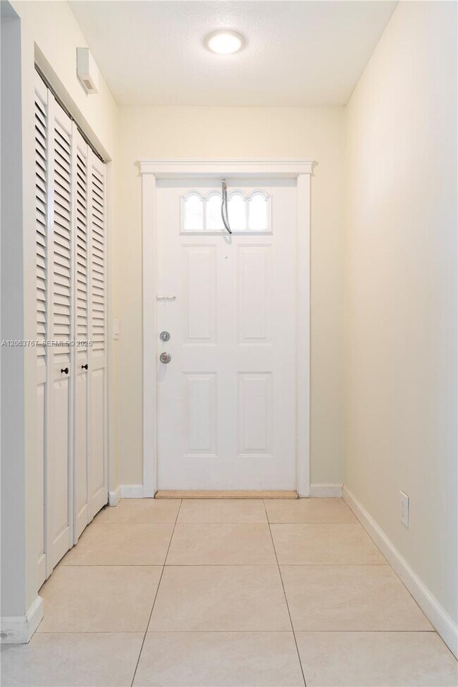 Building Photo - 1494 Springside Dr