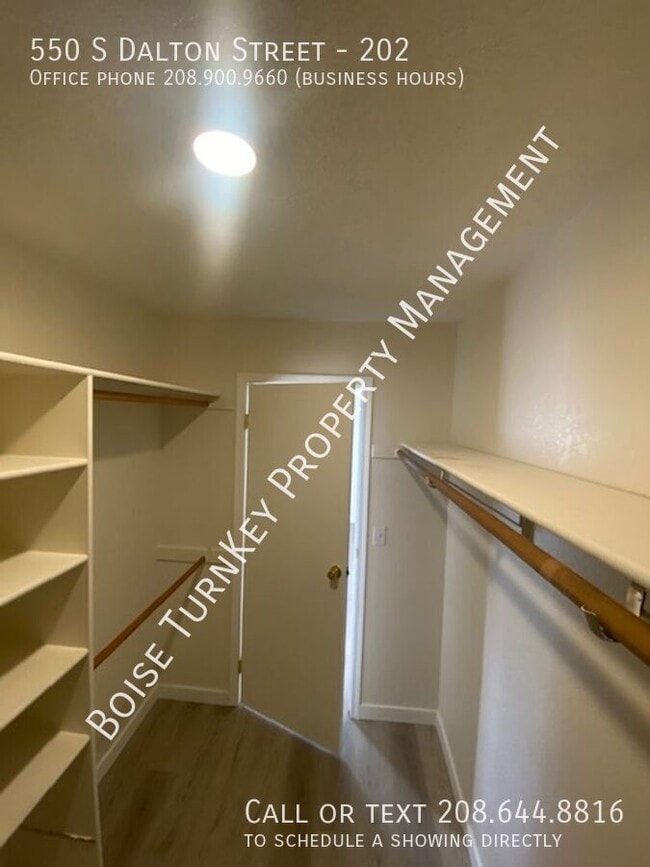 Building Photo - 550 S Dalton Ln