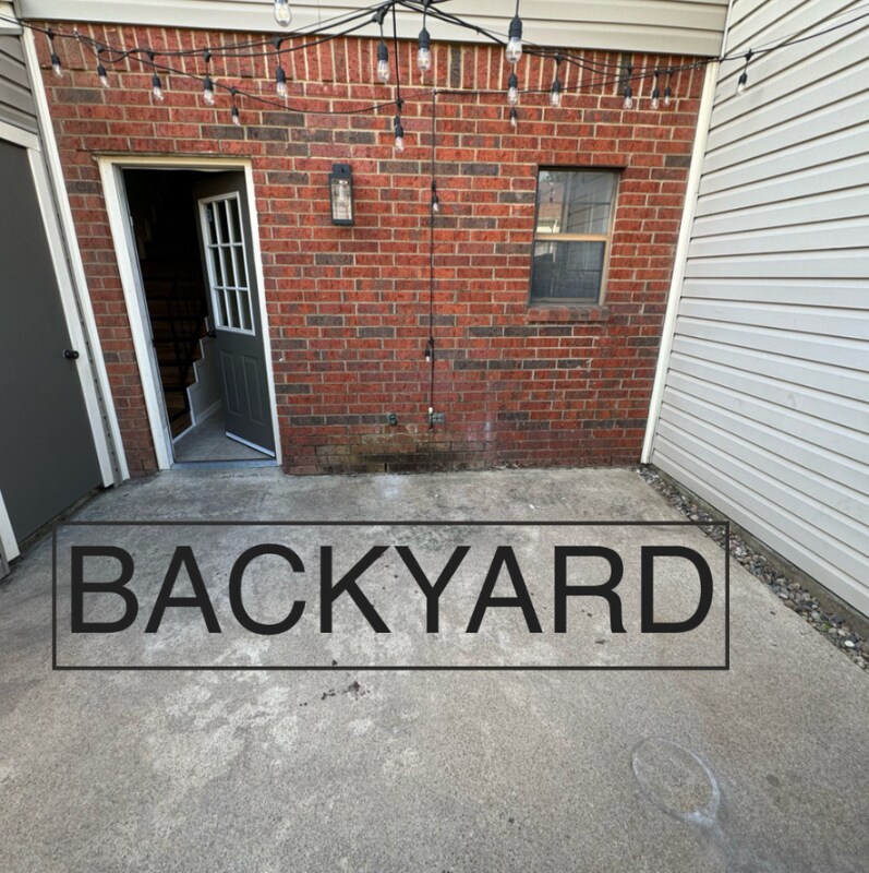 Building Photo - 214 Samuel Blvd
