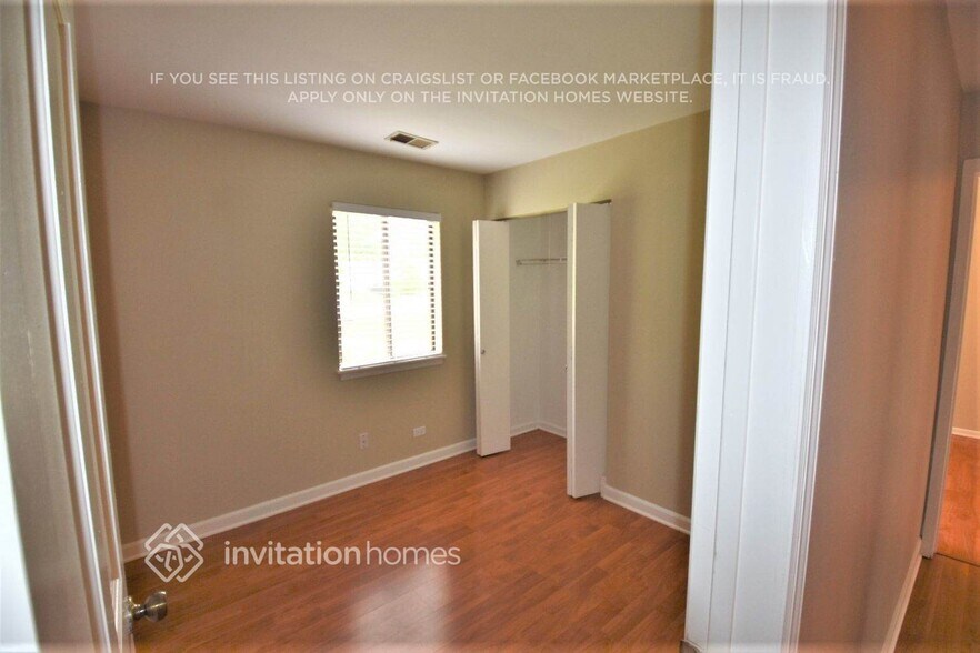 Building Photo - 5192 Greentree Rd