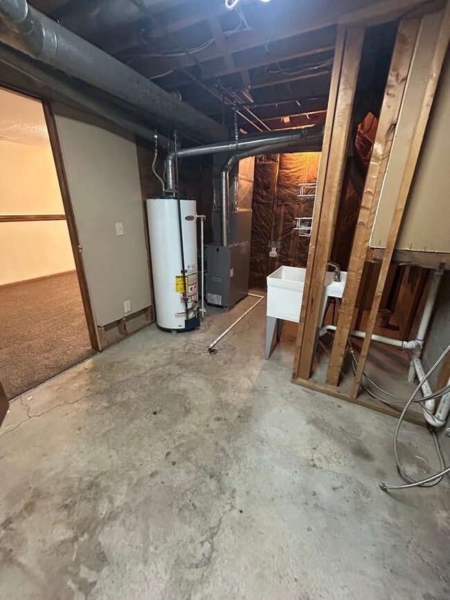 Building Photo - Three Bedroom Split-Level near Easton   **WESTERVILLE SCHOOLS**