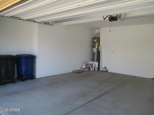 Building Photo - 250 W Queen Creek Rd