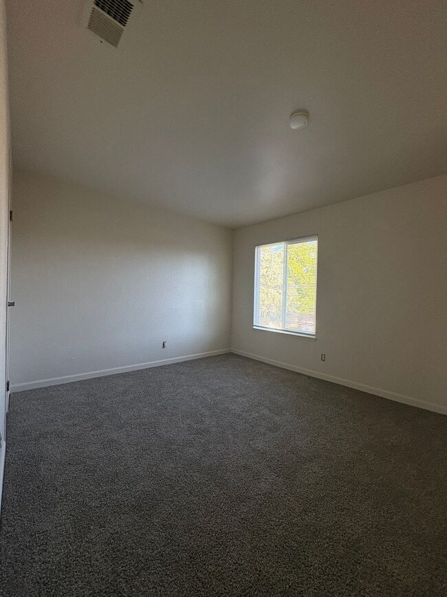 Building Photo - One Bedroom at Carson Park Condominiums