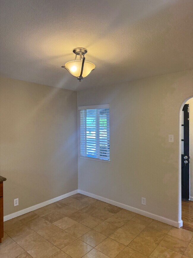 Building Photo - Charming 3 Bedroom, 2 Bathroom Livermore Home with Pool & Private Backyard Oasis