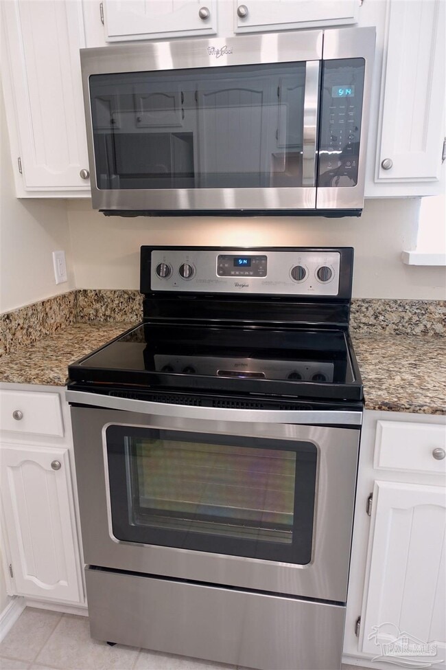 Building Photo - 2299 Scenic Hwy