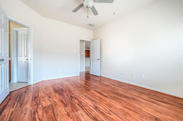 Building Photo - 2104 Jasmine Valley Drive