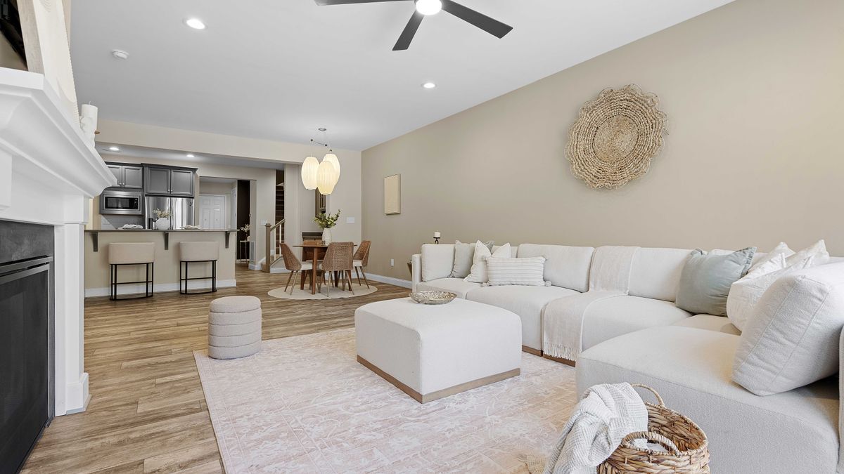 Building Photo - 441 Roebling Ct