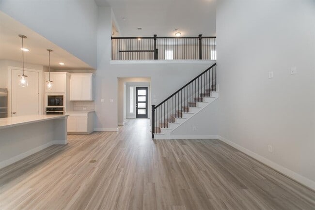 Building Photo - 155 Renodes Garden Ln