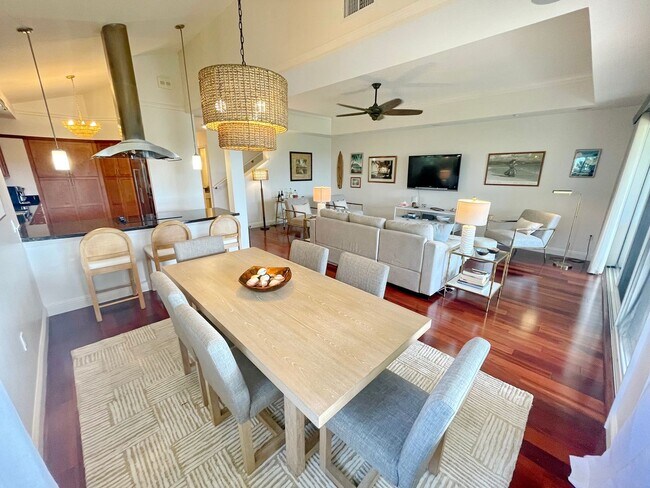 Building Photo - Kai Malu at Wailea luxury furnished townhome, 24-panel PV system, 3 bedroom 2.5 bathroom -Availab...