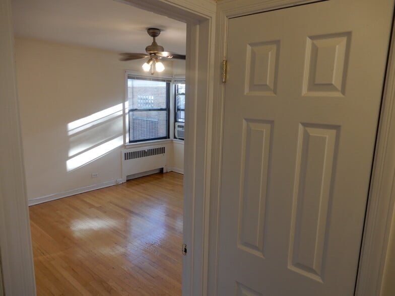 Building Photo - 1526 N Harlem Ave