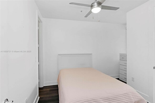 Building Photo - 10541 NW 66th St