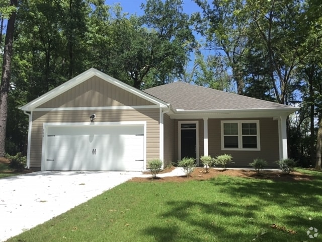 Building Photo - 222 Swan Dr