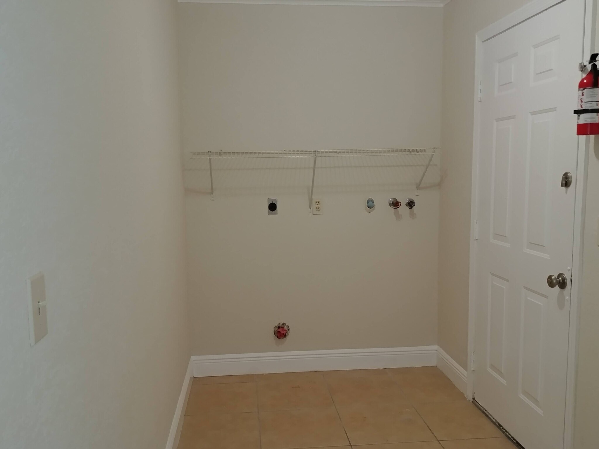 Building Photo - 4486 Co Rd 472