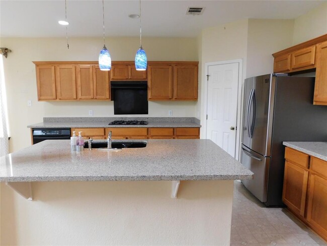 Building Photo - 1511 Homewood Cir