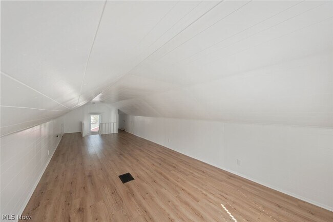 Building Photo - 1474 Middleton Rd