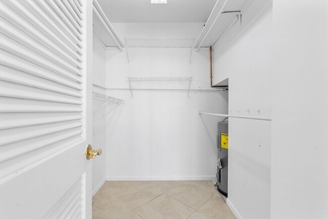 Building Photo - 2701 N Ocean Blvd