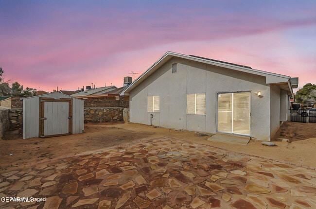 Building Photo - 11764 Balladeer Ave