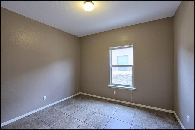 Building Photo - 14302 Pancho Gonzalez Ct