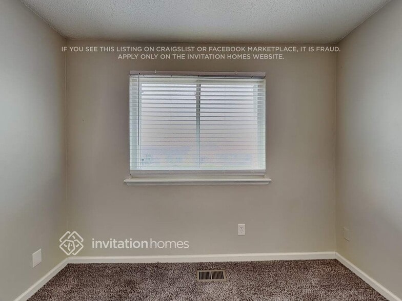 Building Photo - 4735 E 128th Pl