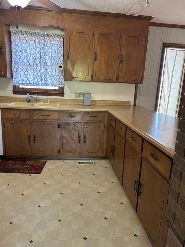 Building Photo - 2616 Locust Hill Rd