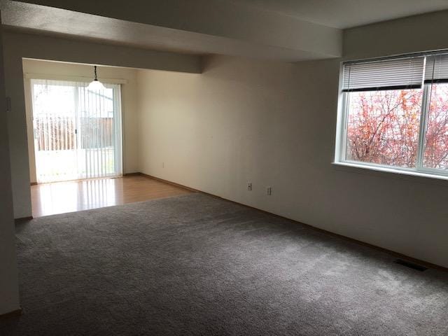 Building Photo - 468 W Shore Dr