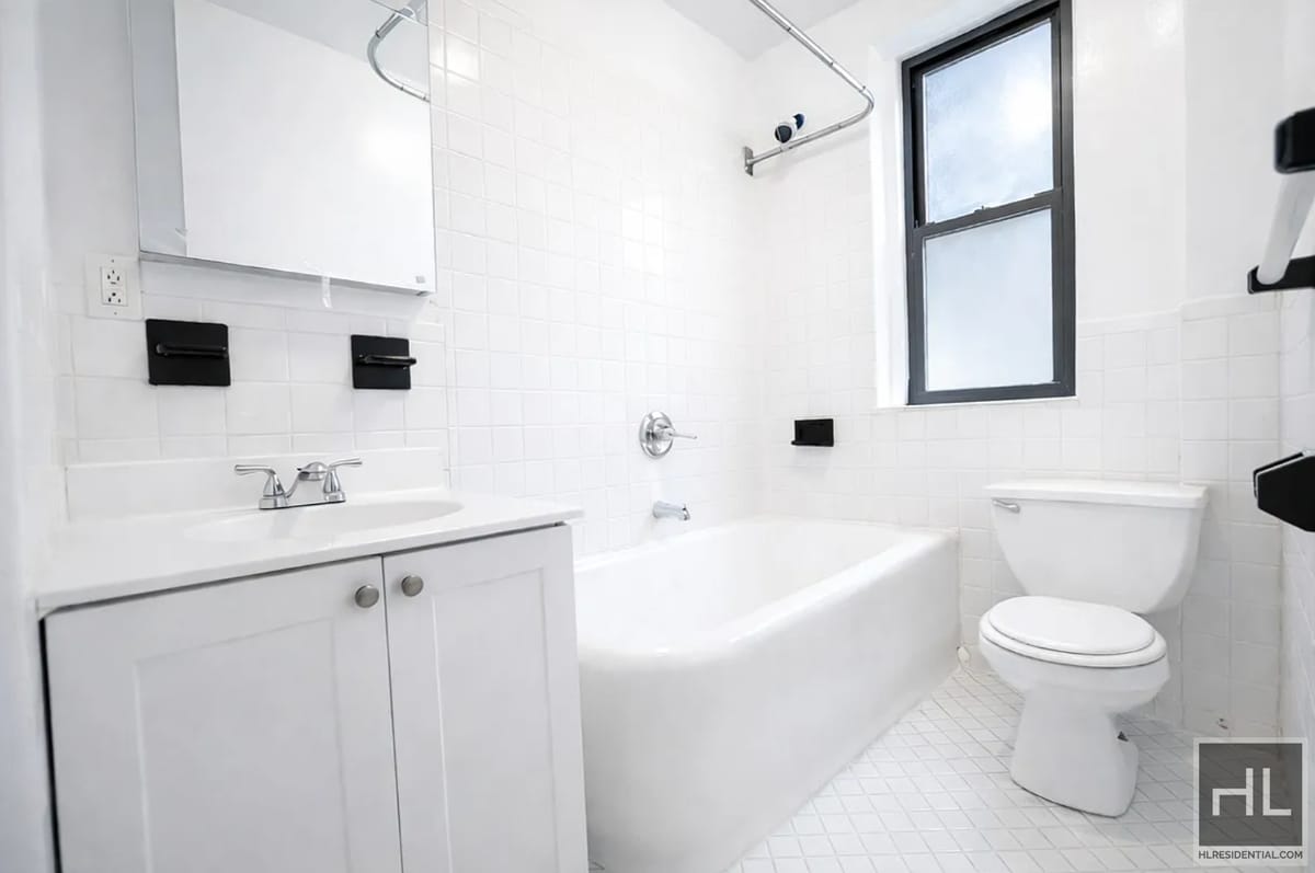 Building Photo - West 55th Street