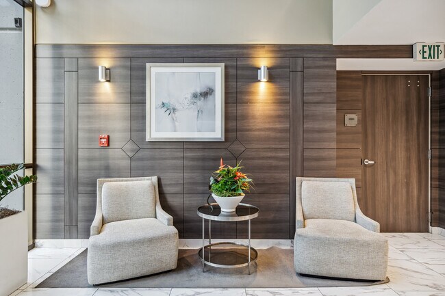 Building Photo - 388 Beale St