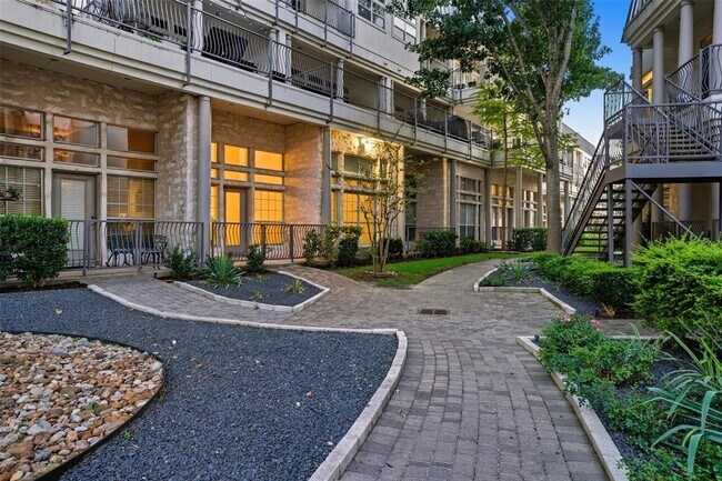 Building Photo - 2918 Ranch to Market Rd 620