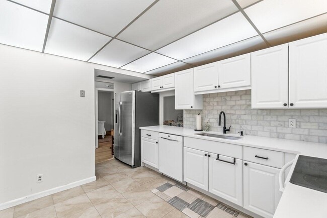 Building Photo - 6000 NW 2nd Ave