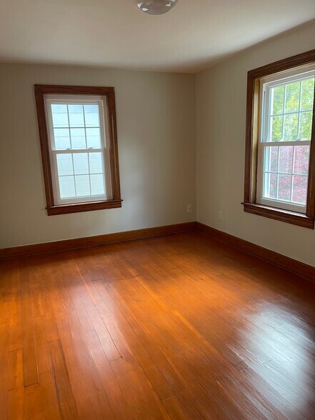 Bedroom 1 - 325 2nd Ave