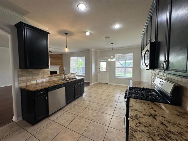 Building Photo - 404 Tarpan Trail