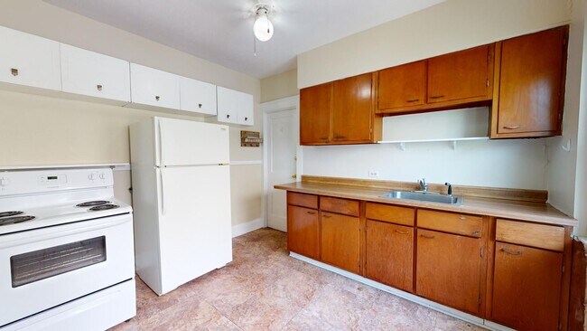 Building Photo - 1285 Cranford Ave