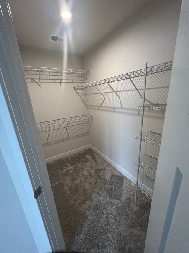 Building Photo - Exceptional 3-Level Corner Unit Townhome w...
