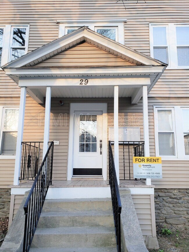 Building Photo - 29 Loxwood St