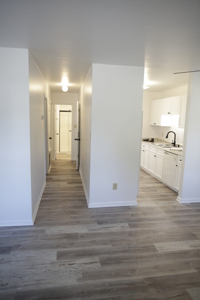 Building Photo - 12300 Rock Canyon Dr