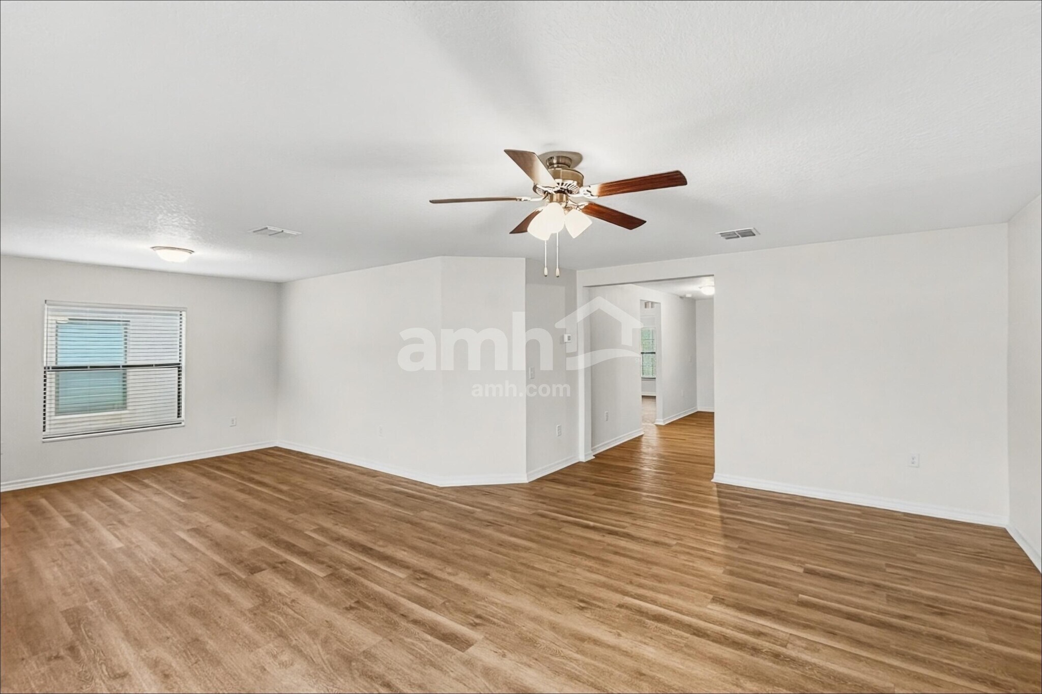 Building Photo - 1122 Brenton Leaf Dr