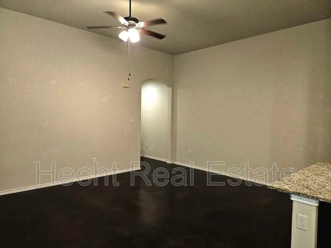 Building Photo - 222 Stacy Ln