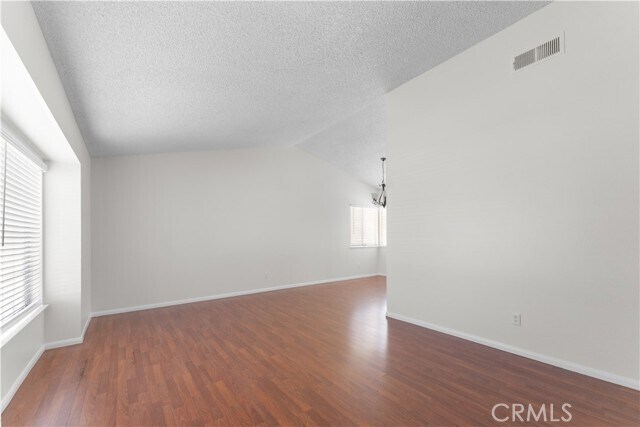 Building Photo - 1232 Kings Rd