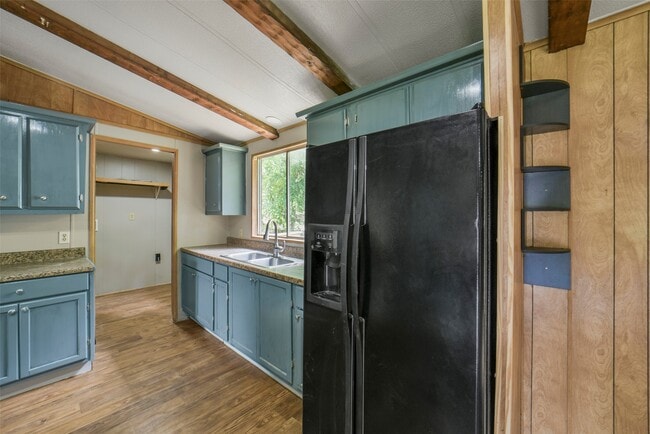 Building Photo - 11023 Forrest Valley Dr