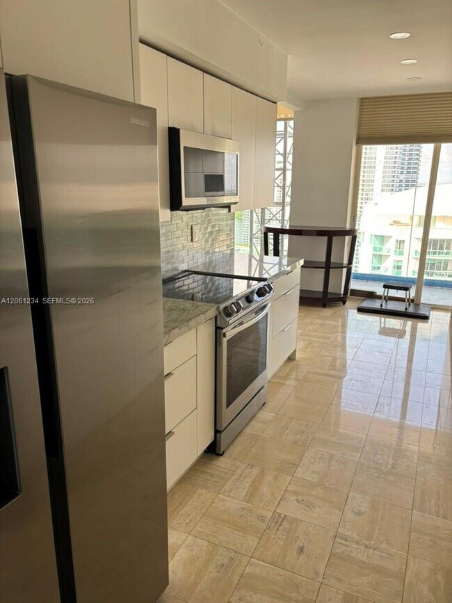 Building Photo - 19355 Turnberry Way
