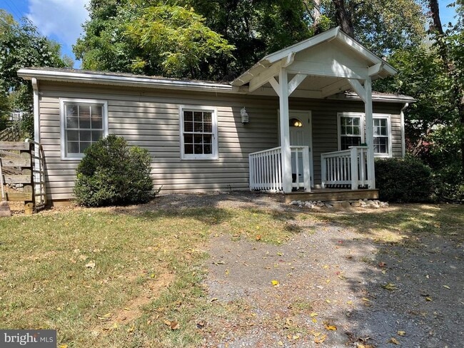 Building Photo - 158 Bifrost Way