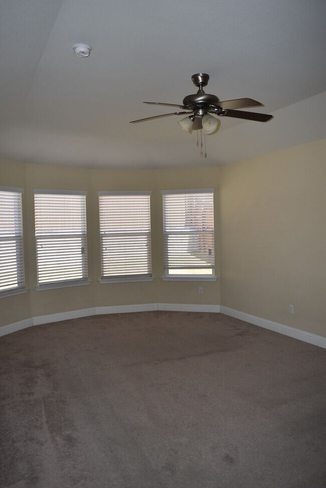 Building Photo - Tuscany Meadows 4 Bedroom in Harker Heights!
