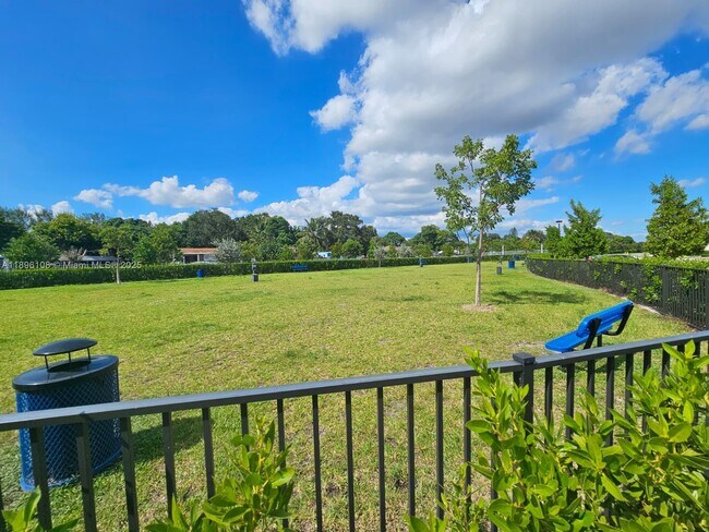 Building Photo - 12112 NW 24th Ct